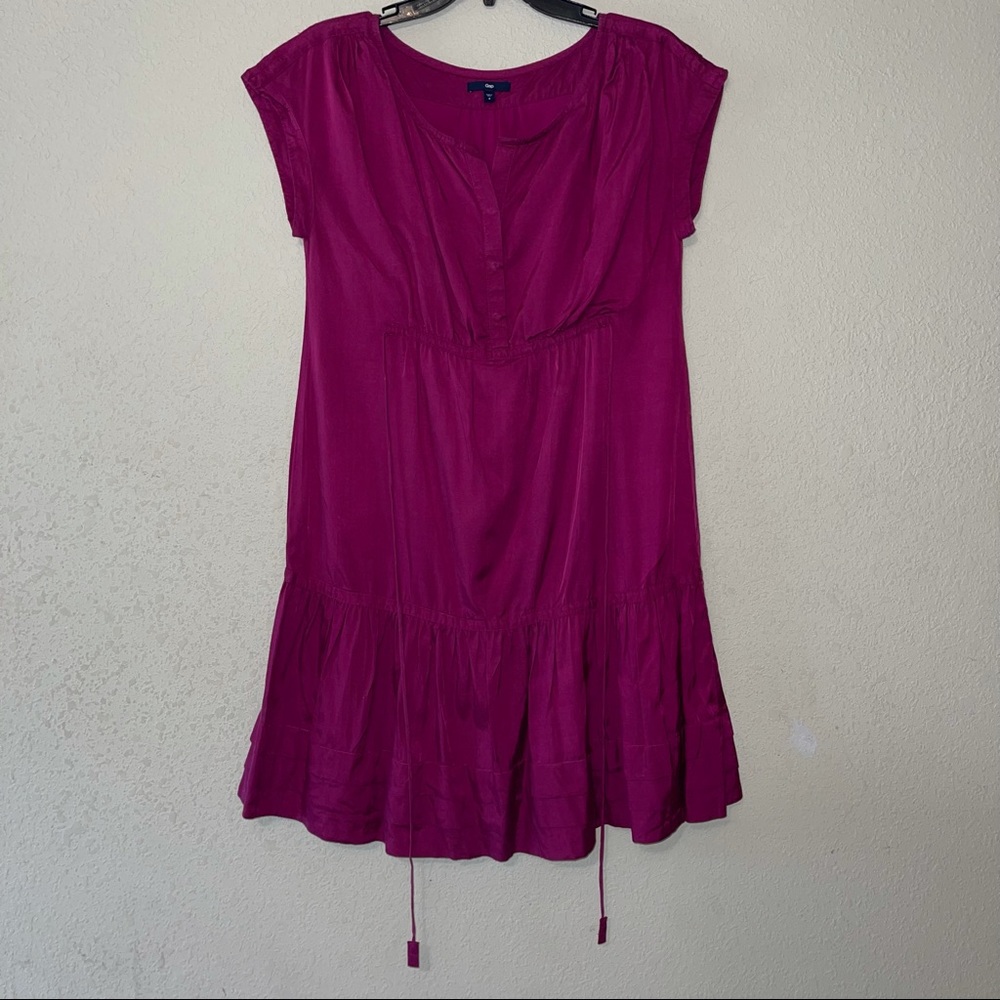 Gap magenta dress